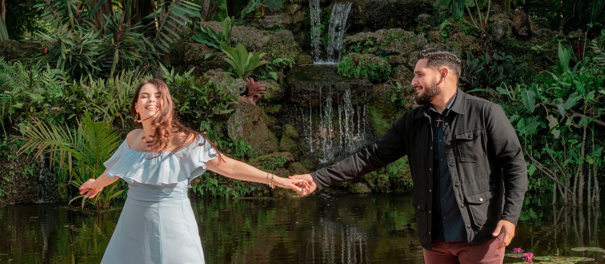 The Wedding Website of Veronica Macias and Francesco Salgado