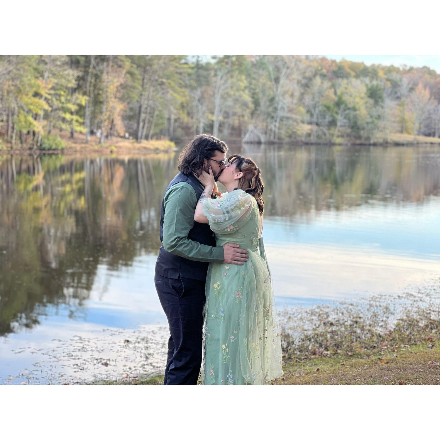 First kiss as a married couple!
