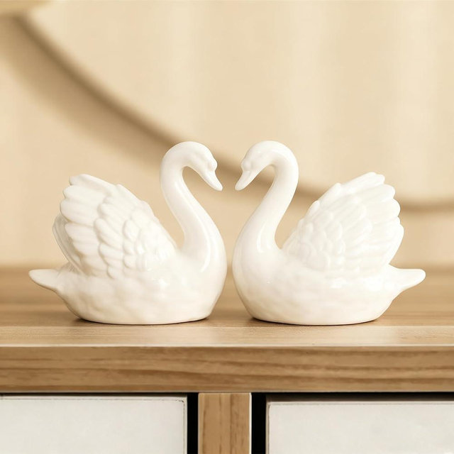 Lifexquisiter 2PCS White Swan Figurines, Elegant Ceramic Swan Couple Statues, Modern Minimalist Art Knick Knacks for Home Office Dresser Shelf Shelves Fireplace Décoration