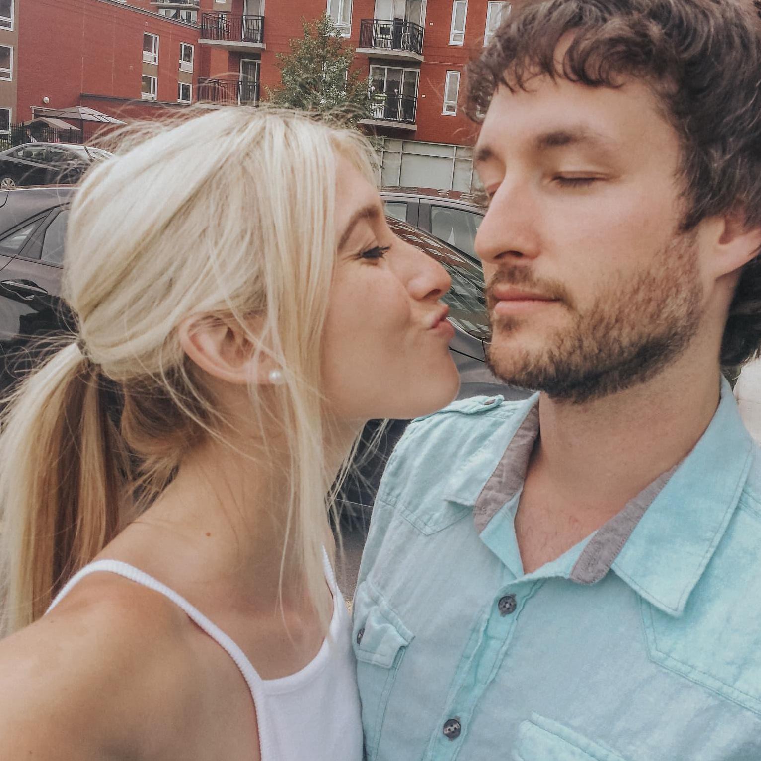 ♡ L'achat de NOTRE première maison - On était si content, je m'en souvient comme si c'était hier!!! We'll always remember the good times and the memories shared in this very first home of ours. ♡