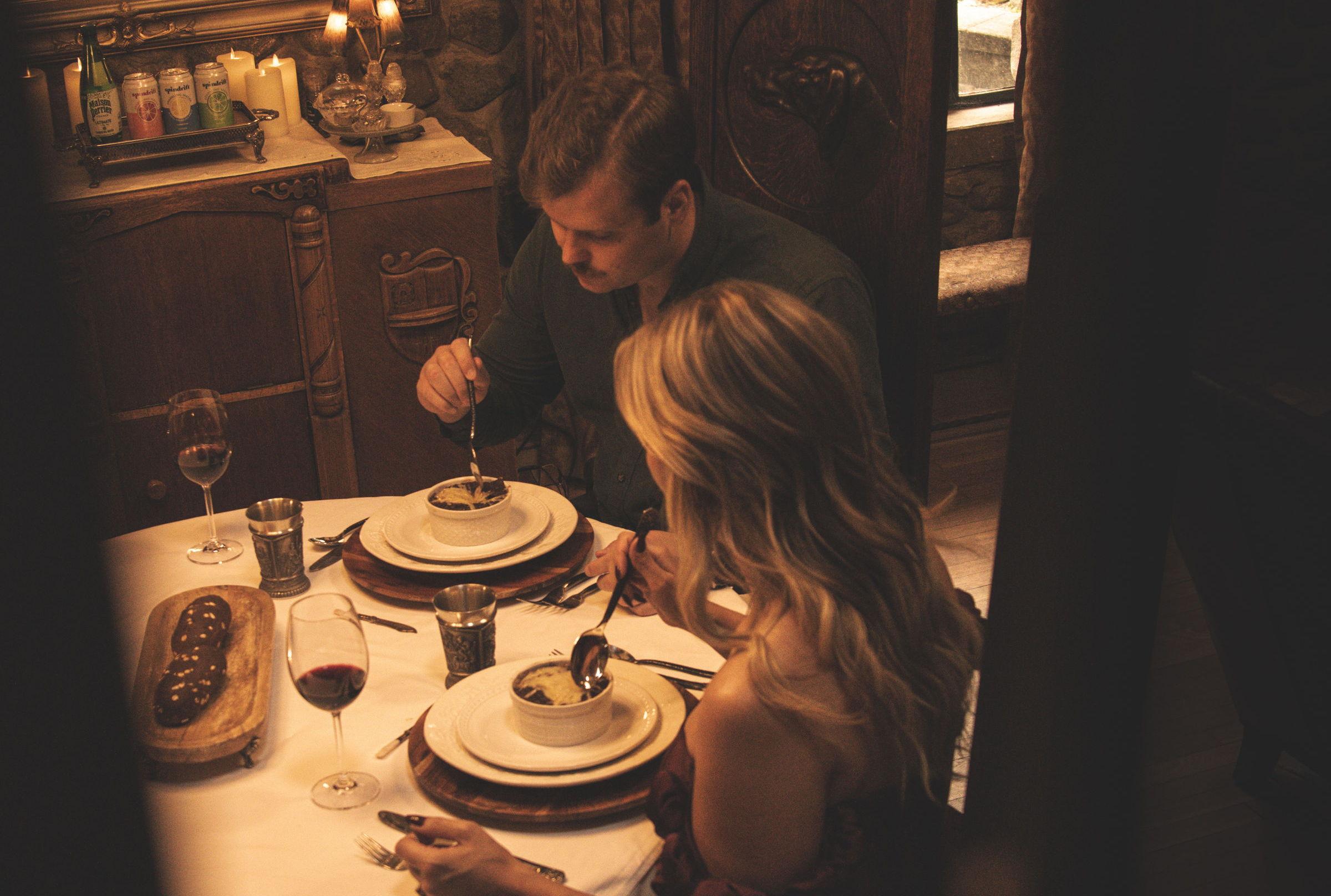 The Wedding Website of Nicole Maynard and Robert Hurley