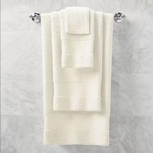 Frontgate Resort Collection; Bath Sheet - Ivory
