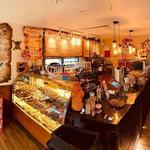 Walk Main Street's Cute Cafes & Boutiques