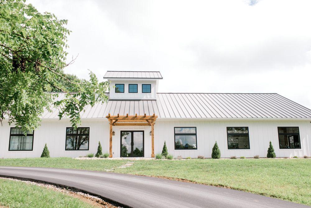 The Wedding Website of Hope Disbro and Sam Edwards