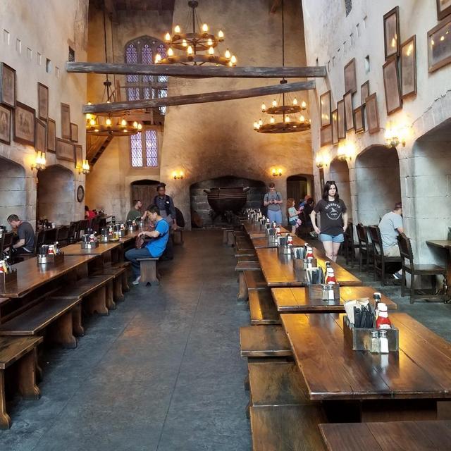 Lunch for Two at the Leaky Cauldron (Day 7 Honeymoon)
