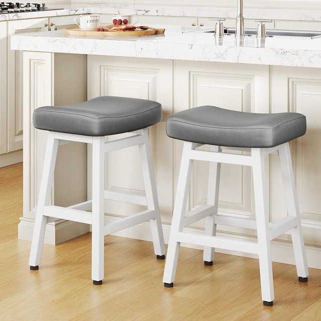 Raynesys Counter Height Bar Stools Set of 2, 24 Inch Barstools for Kitchen Counter, Kitchen Stools with Bonded Leather Saddle Seats & Heavy Duty Metal Legs, Easy Assembly, Gray/White