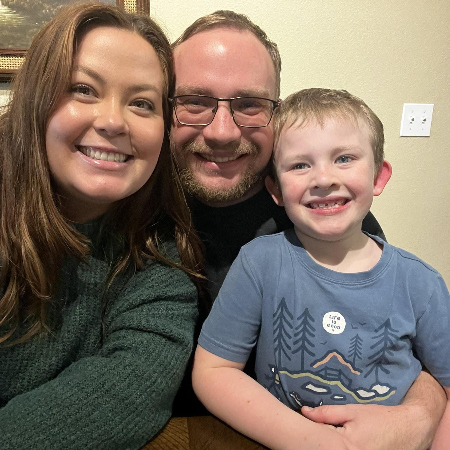 Sarah and Kaleb's first time meeting. We played with legos, had an epic nerf gun battle, and went to Bahama Bucks!