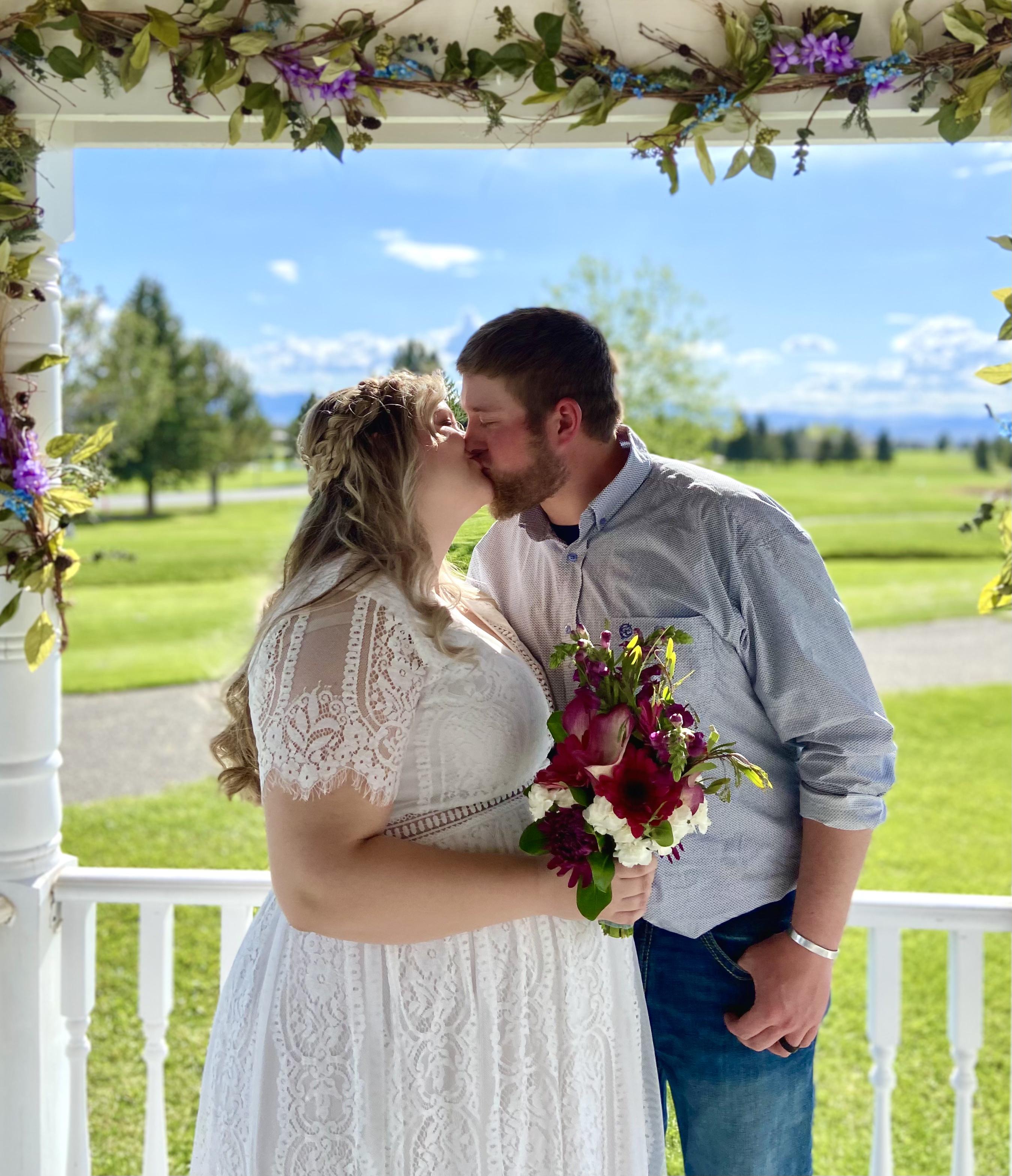 The Wedding Website of Makayla Murgel and Landon Murgel