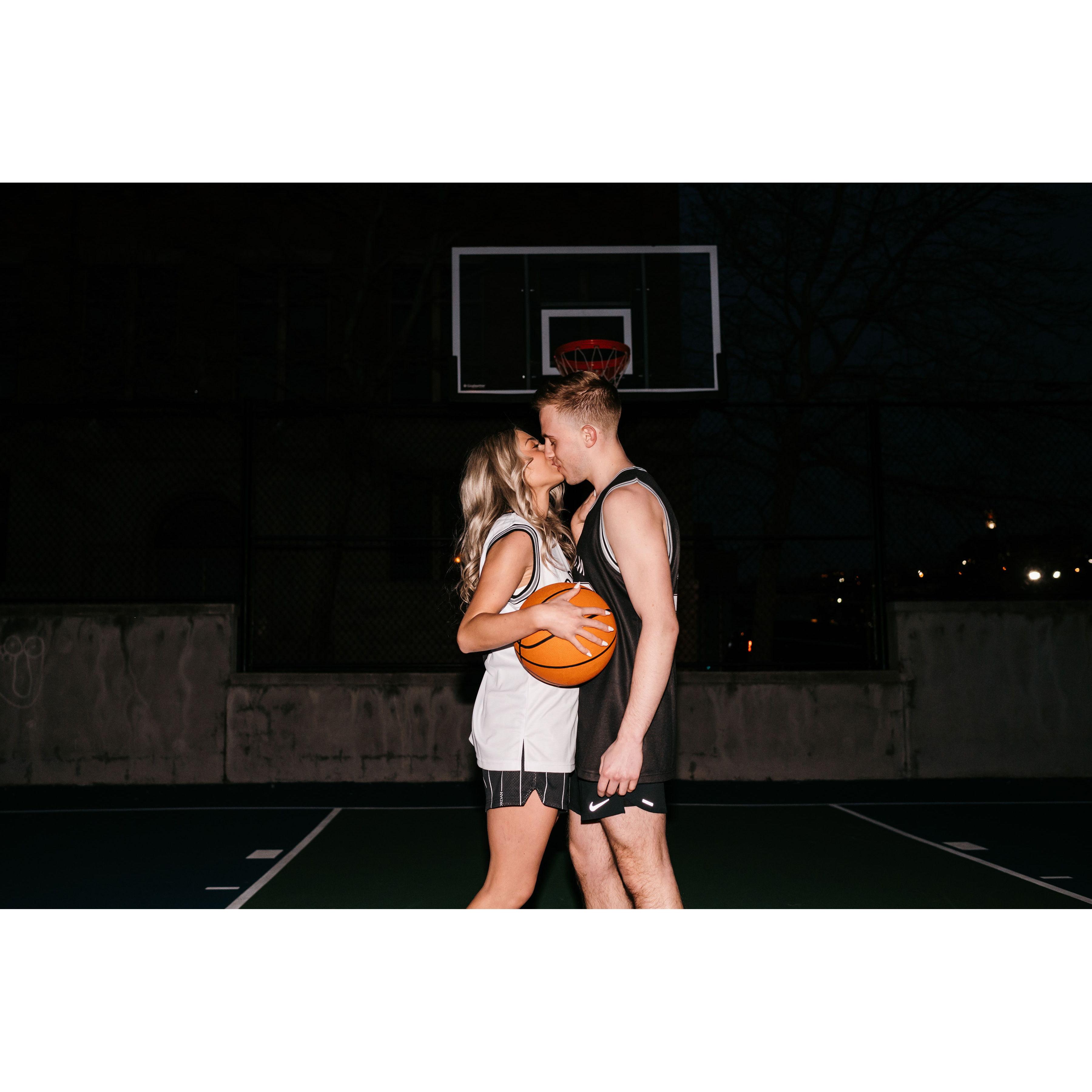 Engagement Photoshoot in downtown cincy