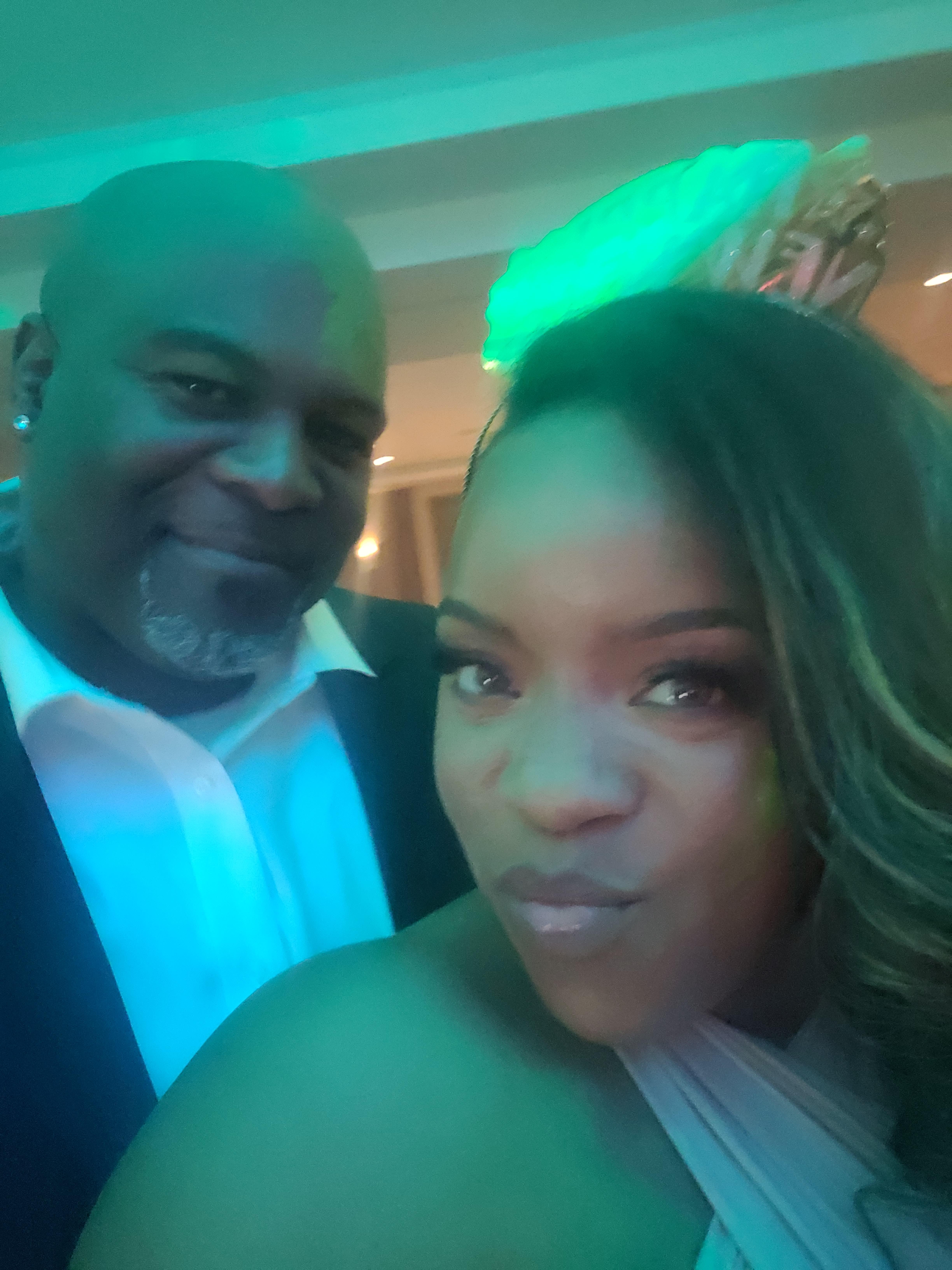 The Wedding Website of Jennifer Love and TJ Cunningham