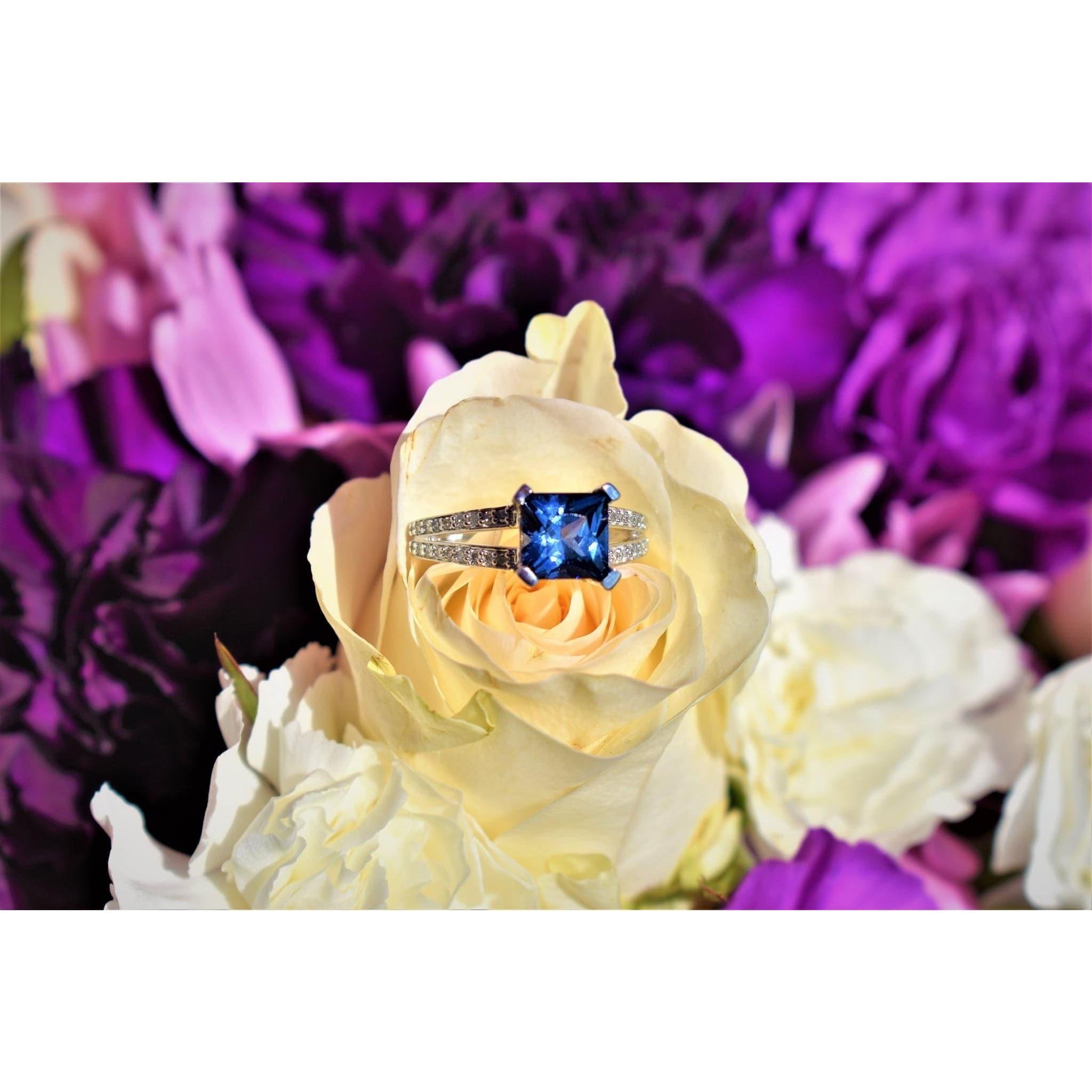 Kristi still hasn't taken the ring off yet.