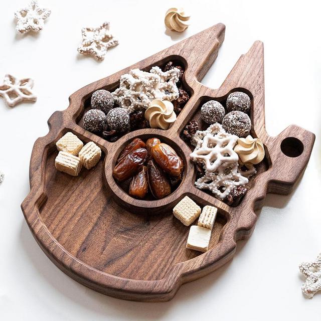 USA Made - Star Wars Millennium Falcon Cutting Board Tray/Star Wars Charcuterie Board/Cheese Board - Handcrafted from Hardwood - Star Wars Kitchen Accessories (Walnut)