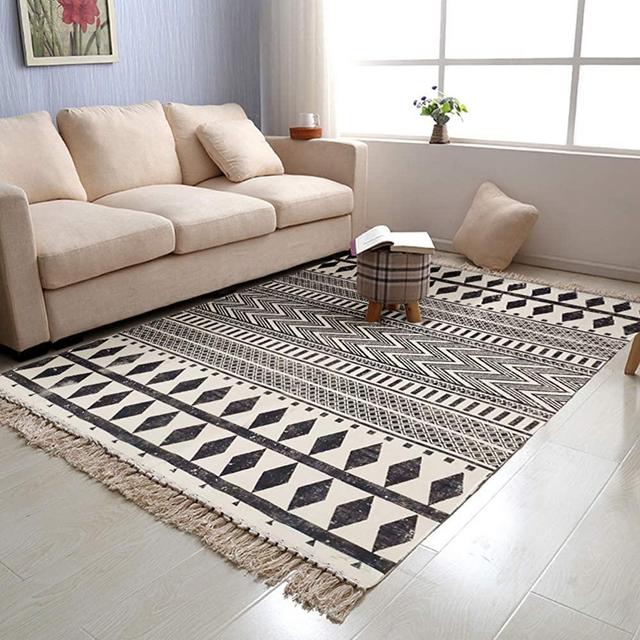 USTIDE Black & Cream Living Room Rug, Retro Farmhouse Shag Rag Rug Large Natural Cotton Accent Rug Washable (4ftx6ft, Black&White)