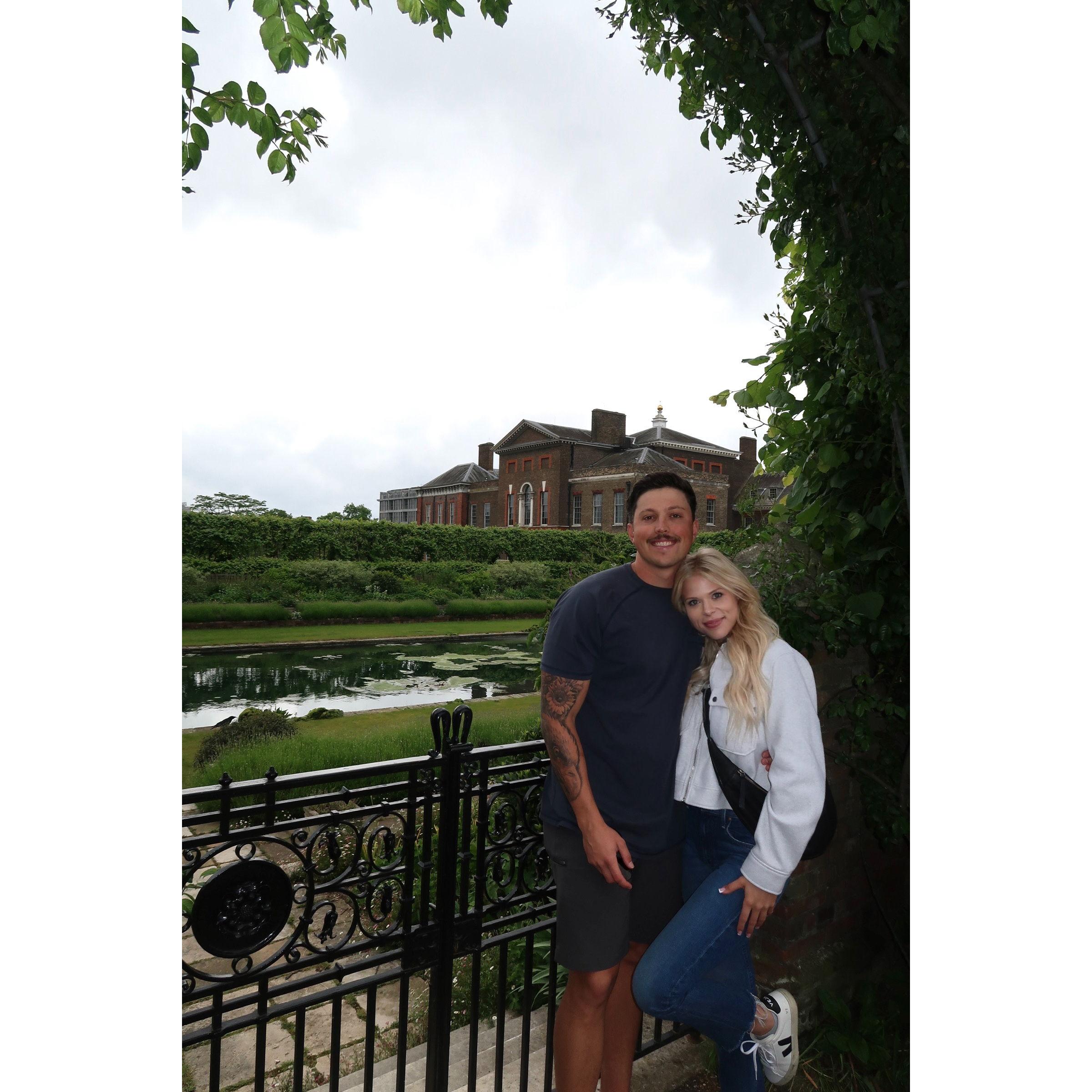 Hopped the pond and traveled to Eurpoe together with the McKelvy's! We visited London and Scotland, and had the best time!