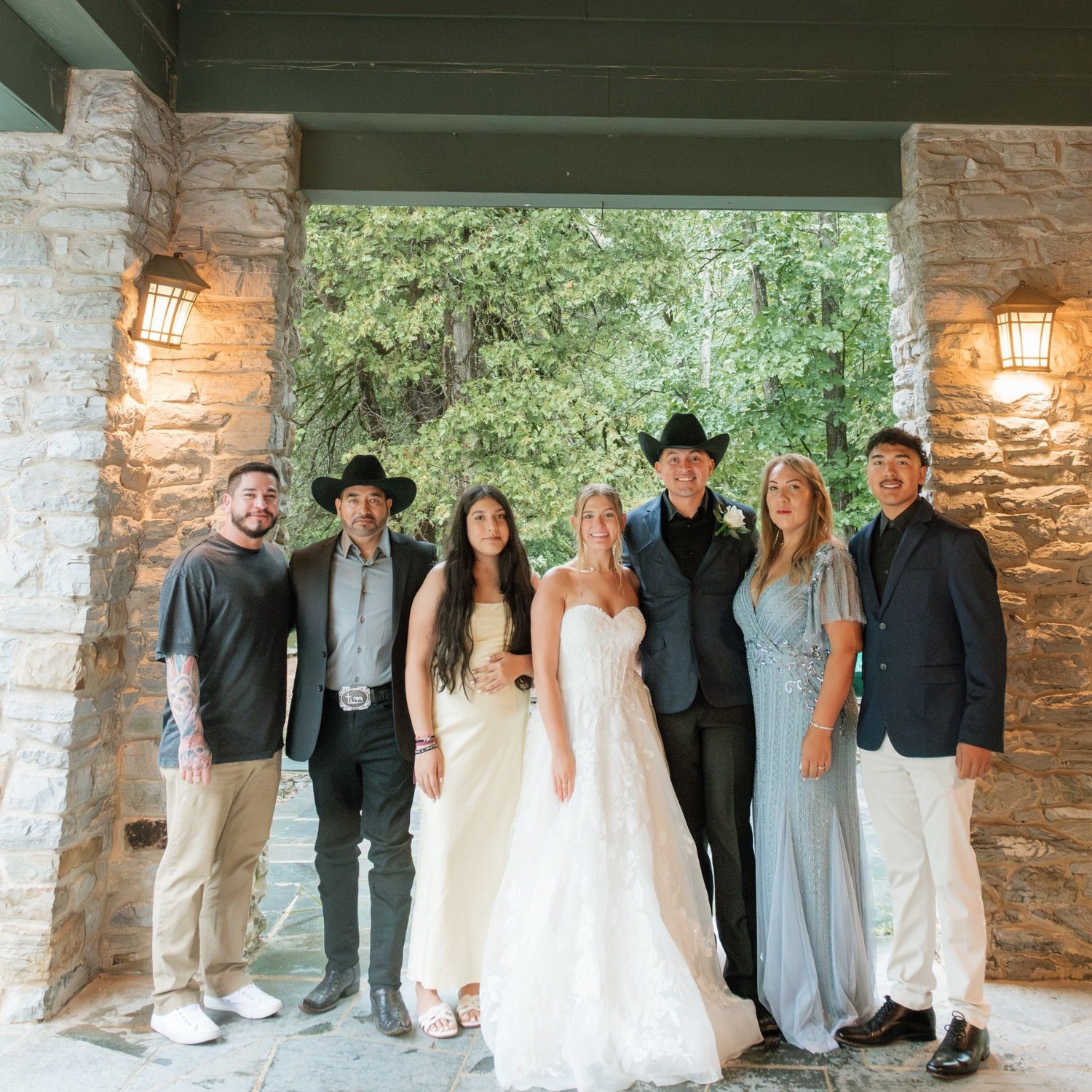 Danny's Uncle Eric, Orlando, Michelle, Lindsay, Danny, Danny's Mom, and Michael