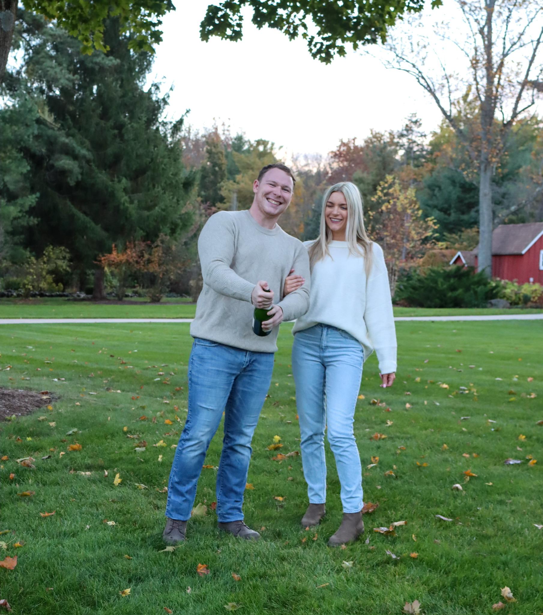 The Wedding Website of Donna Toth and Dylan Jenkins