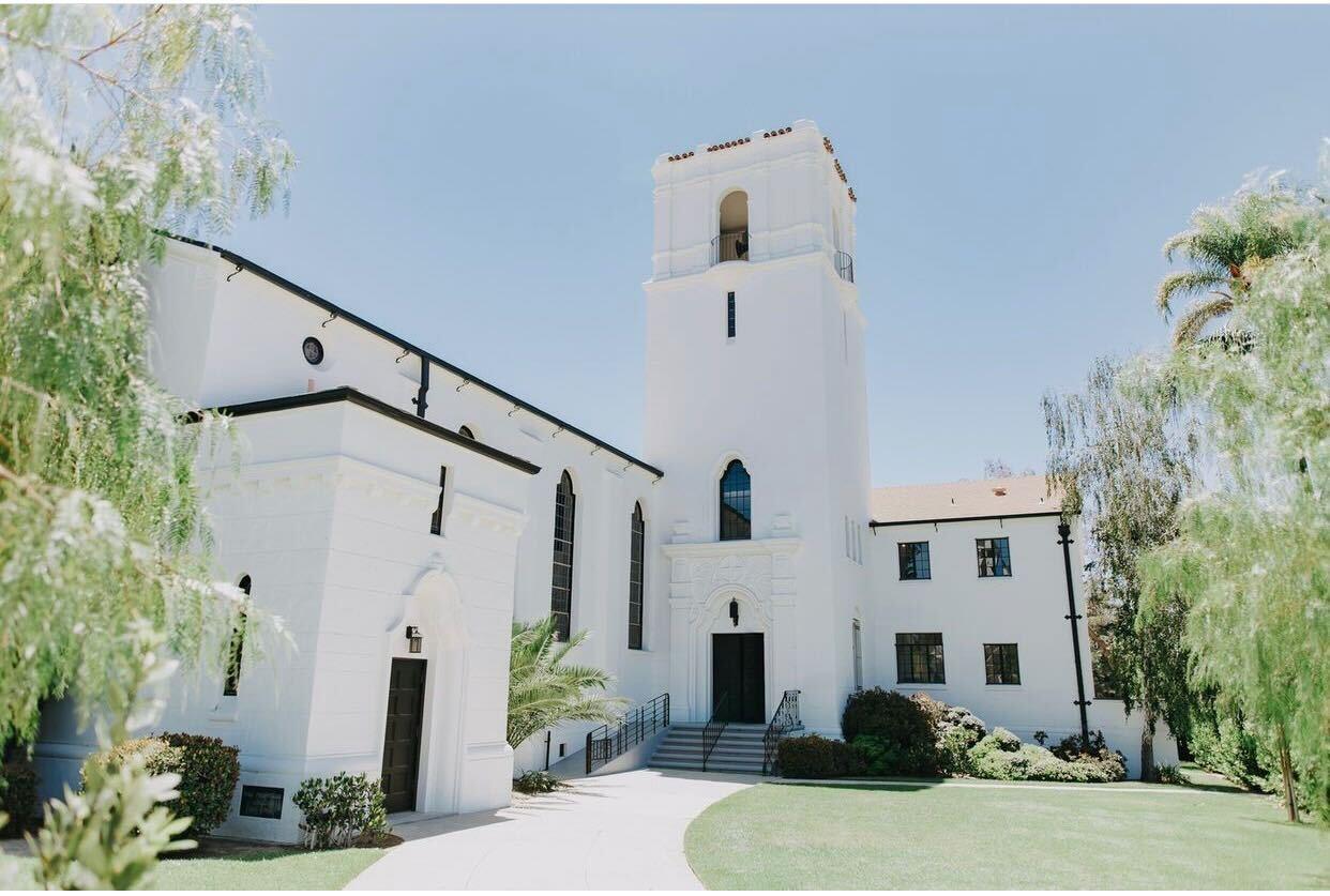 The Wedding Website of Natalie Grones and Connor O'Luanaigh