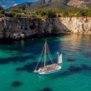 Sailboat excursion in Mallorca, Spain