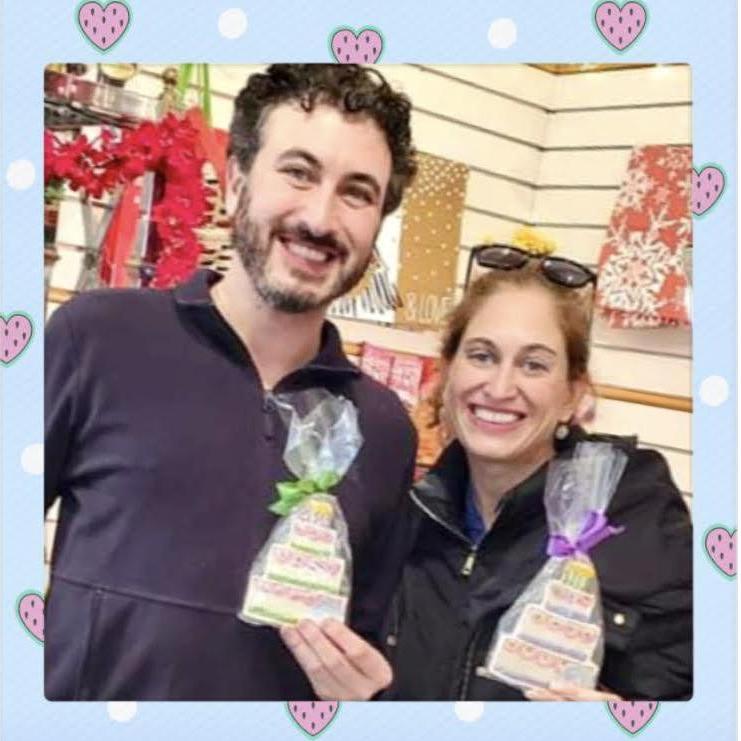 We're getting married!!! XOXO