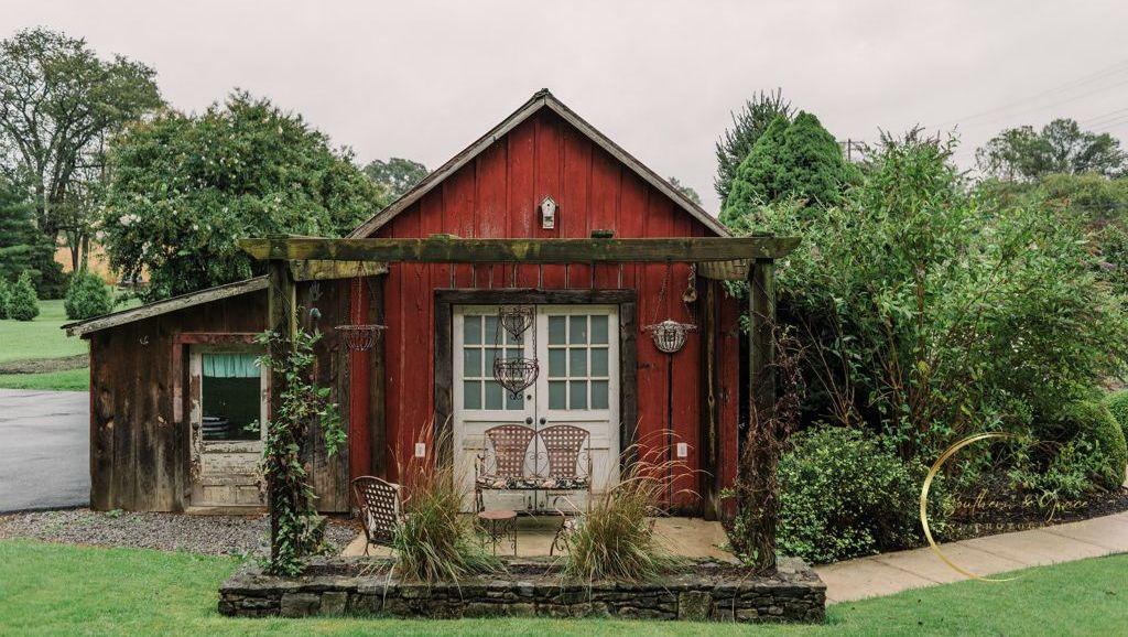 The Wedding Website of Millissia Murro and Shawn Hogbin
