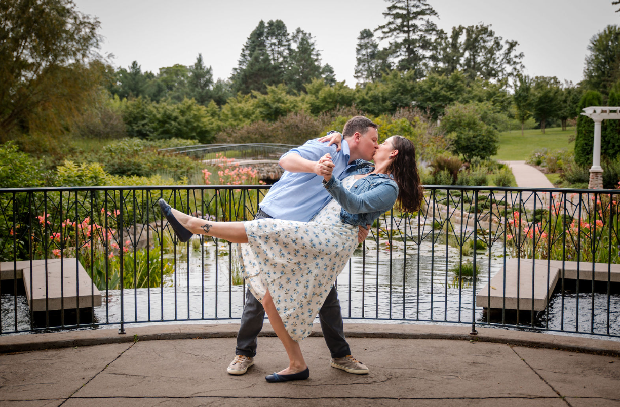 The Wedding Website of Kristi Frank and Sean Sawdon