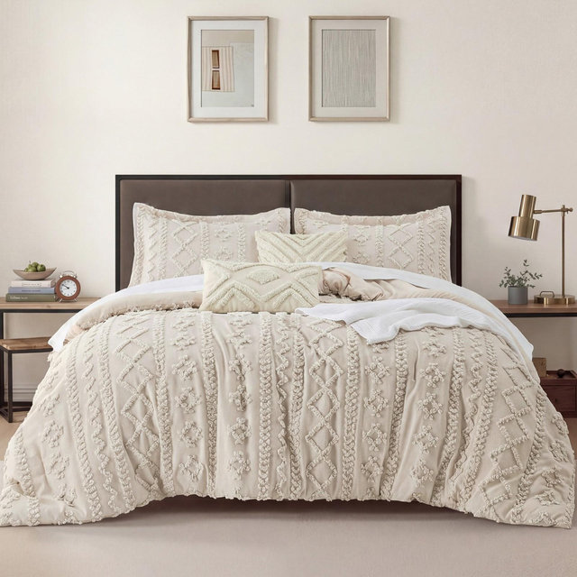 Bedsure Soft Tufted Geometric 5-Piece Comforter Set – Decorative Bedding With Cozy Throw Pillows, Boho Embroidery King Bedding Set, Beige