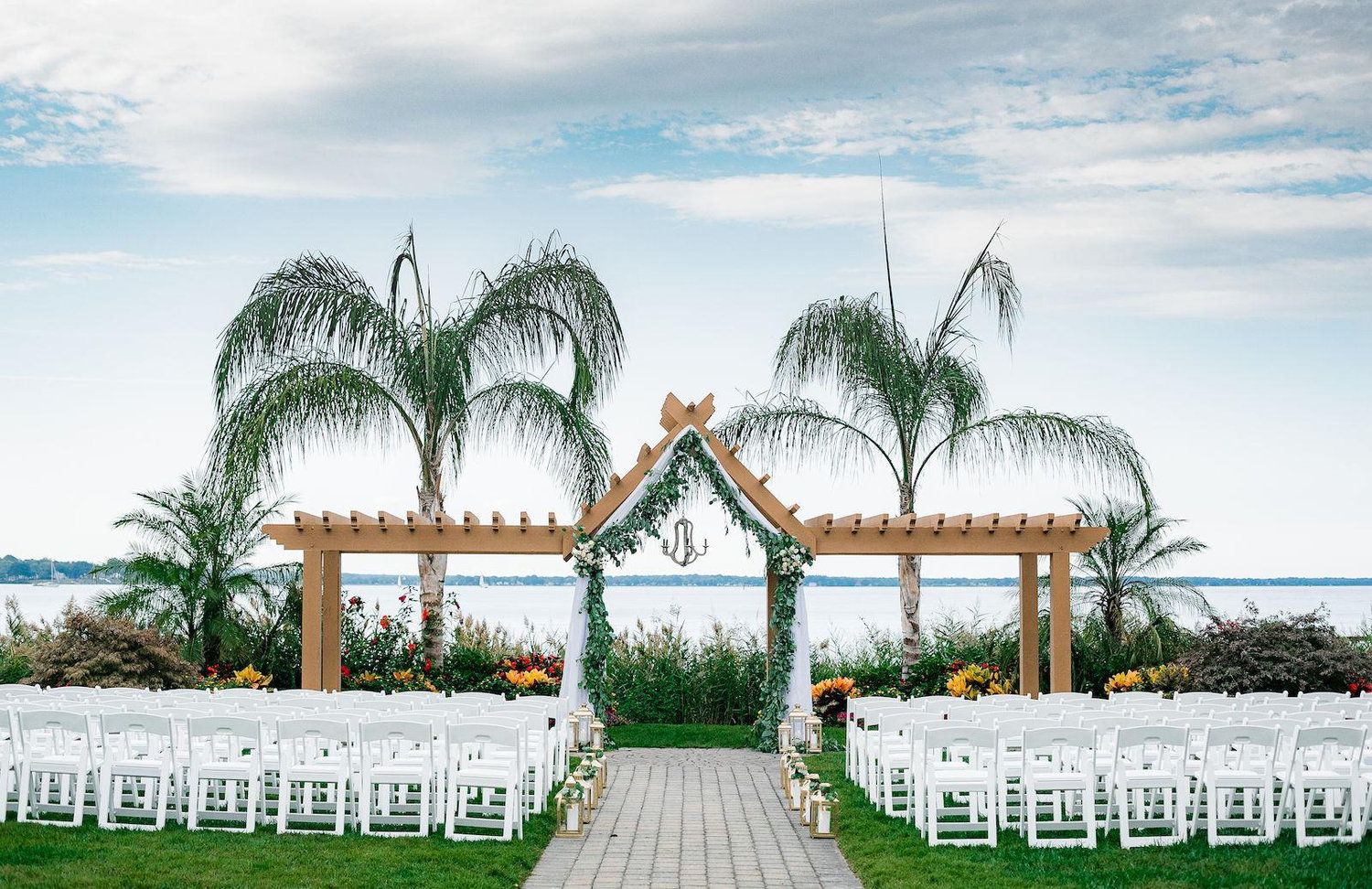 The Wedding Website of Jessica Anderson and Alexander Malinow