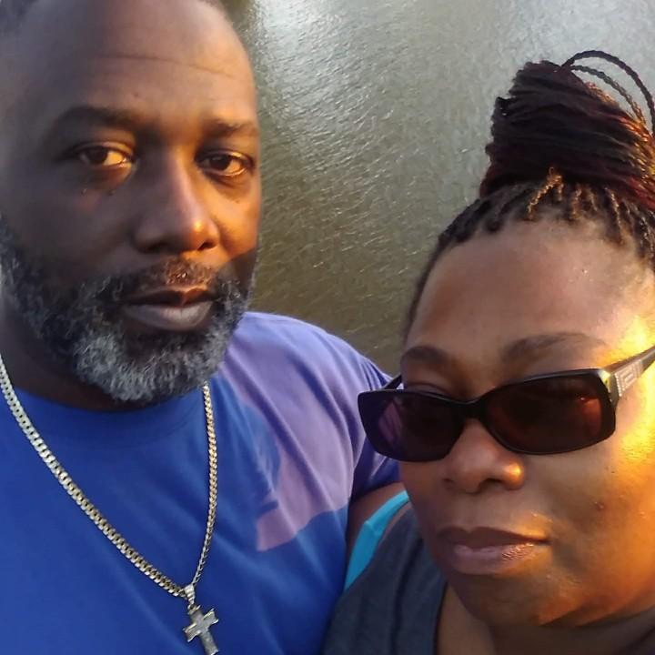 First meet in Shreveport and first pic together. Just hanging out in neutral territory getting to know each other along with the crew. 6-2018