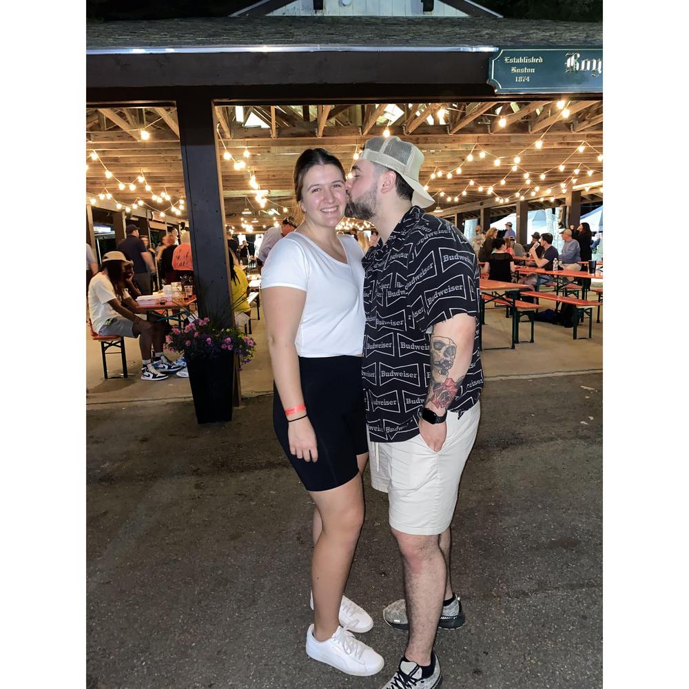 Katherine Usher and Dylan Estrella's Wedding Website, image size:1000x1000