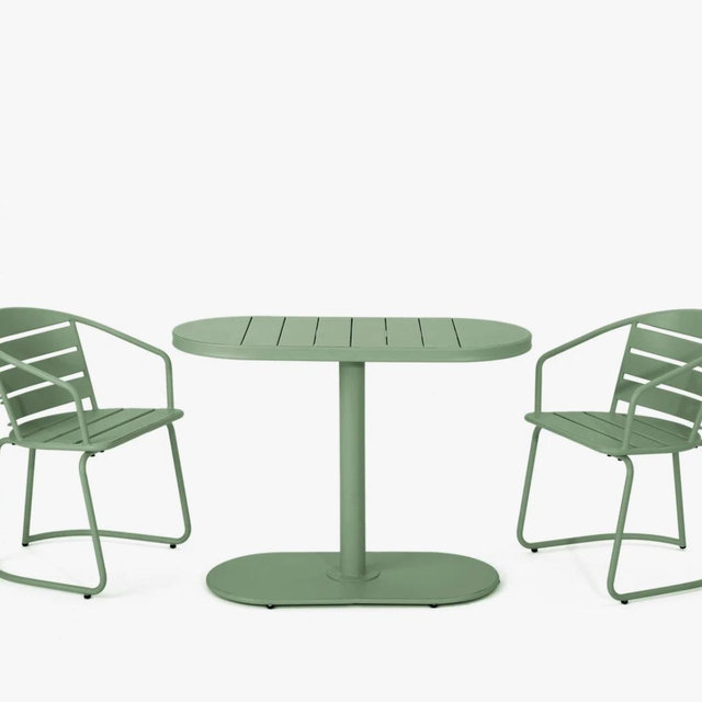 Gunner 2 - Person Patio Dining Set with Oval Table - Forest Green
