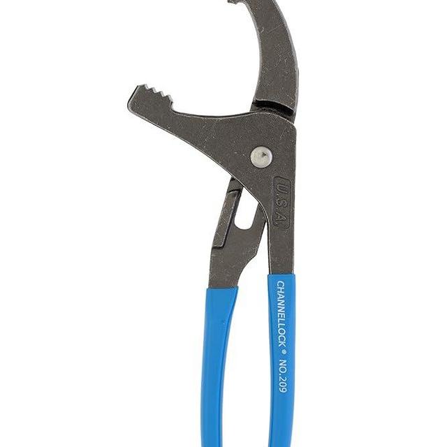 CHANNELLOCK 209 9-inch Oil Filter/PVC Pliers | Made in USA | 1.75 to 3-inch Jaw Capacity | Forged High Carbon Steel | Ideal for Engine Oil Filters, Conduit, and Fittings