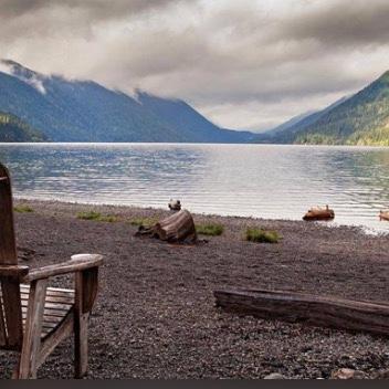 The beautiful Lake Crescent!