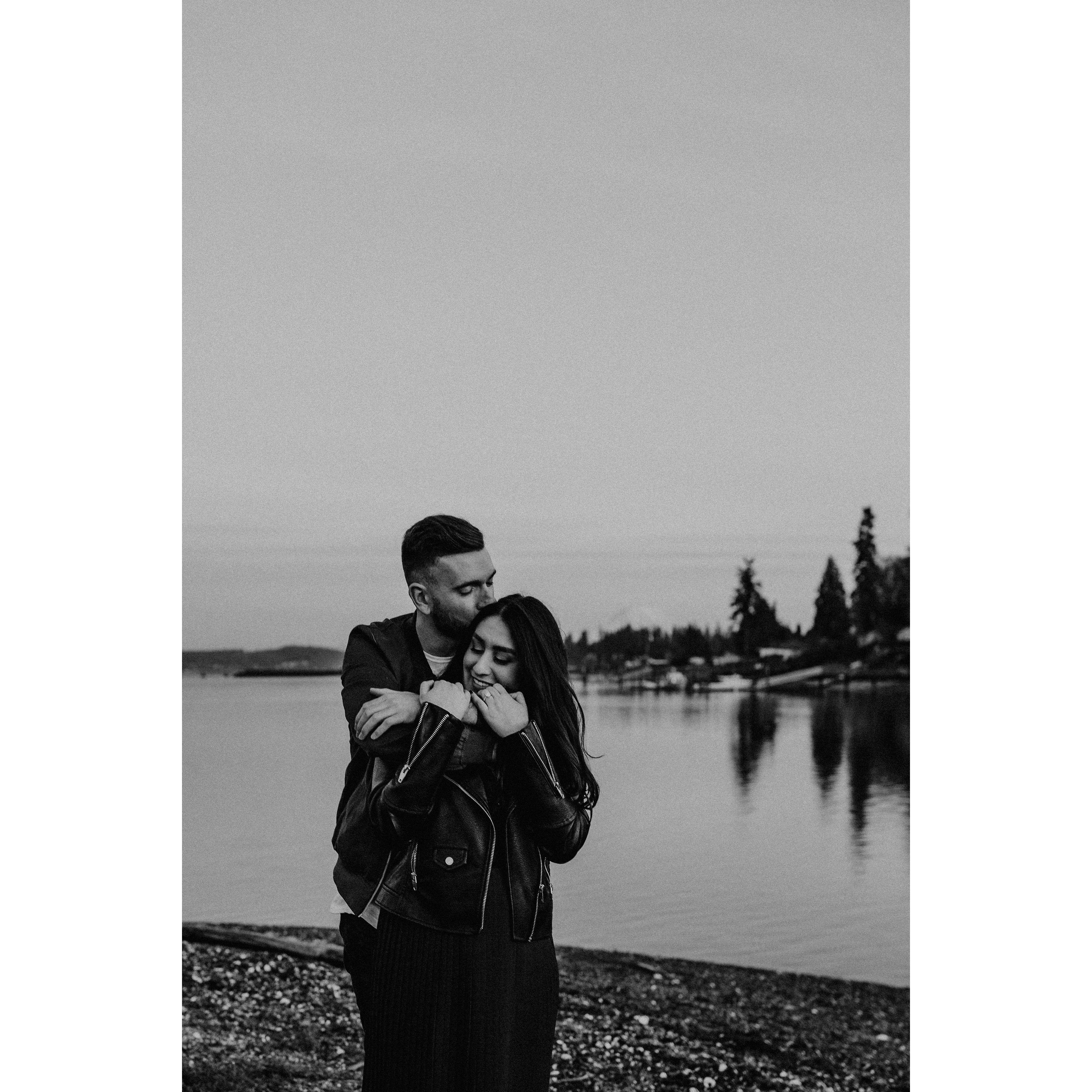 Engagement Photos by carleyjayne photography in Gig Harbor, WA.