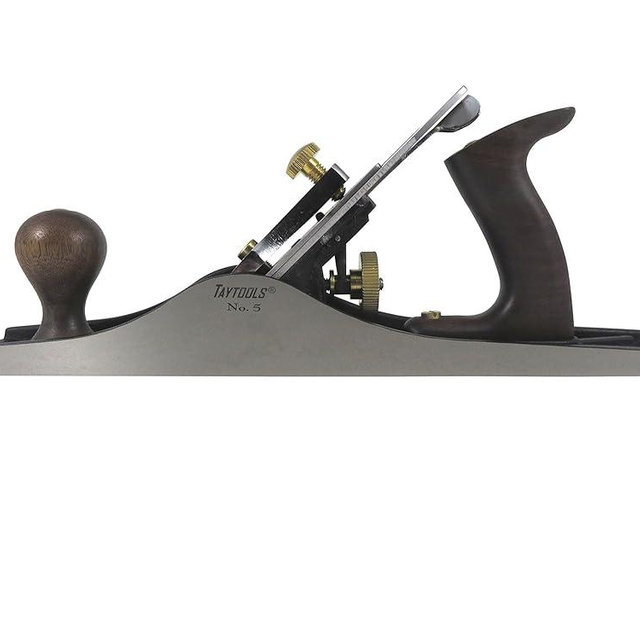 Taytools 469607 Jack Smoothing Bench Hand Plane #5, 14-1/4 Inch Sole, Ductile Cast Body, Lapped Sides and Bottom, Blade RHC 55-60, Sapele Handle and Tote