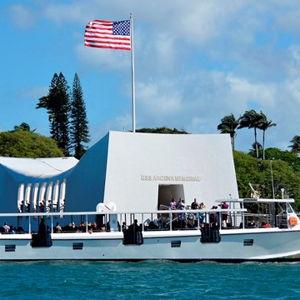 Honeymoon Excursion - Pearl Harbor Tour