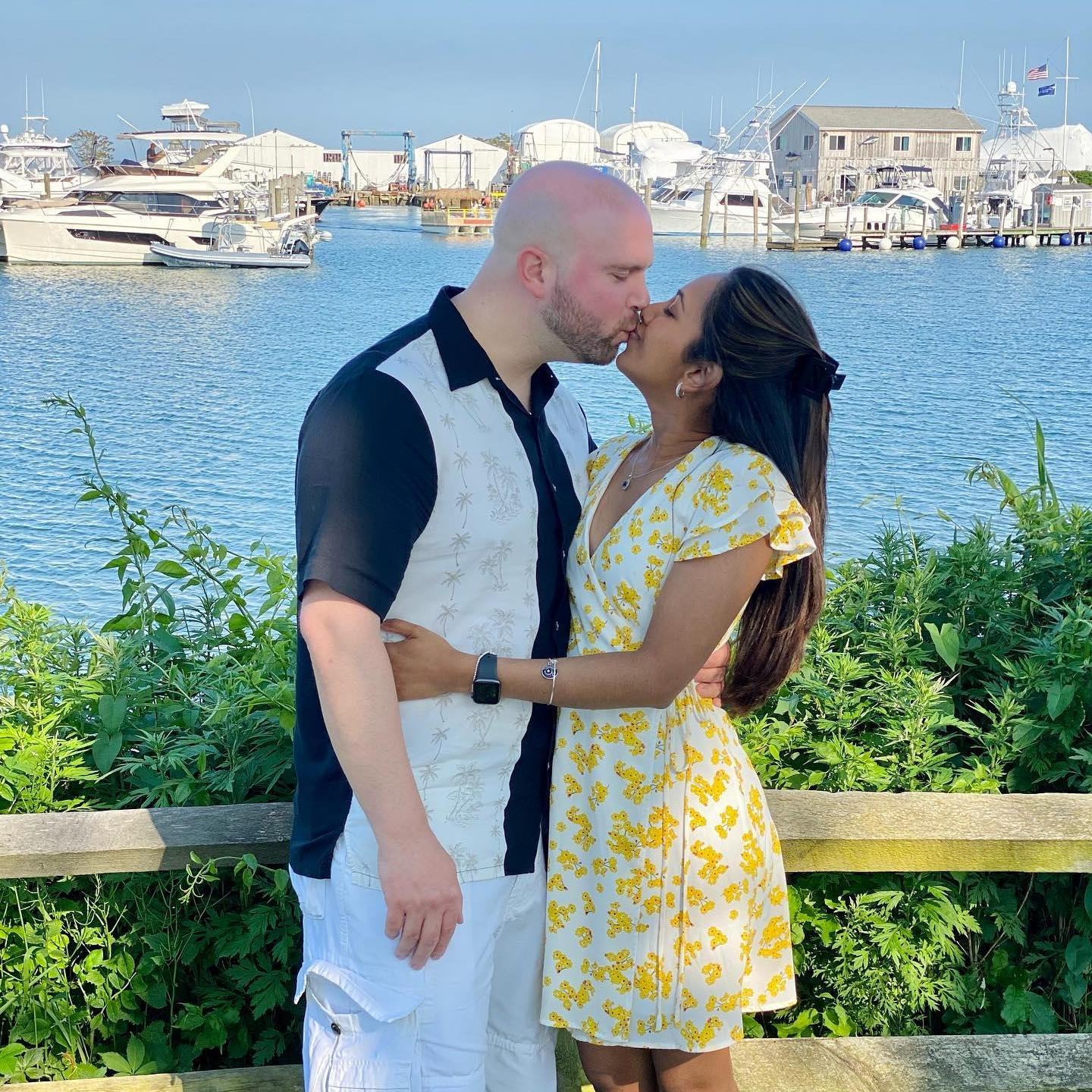 Kisses  in the Hamptons