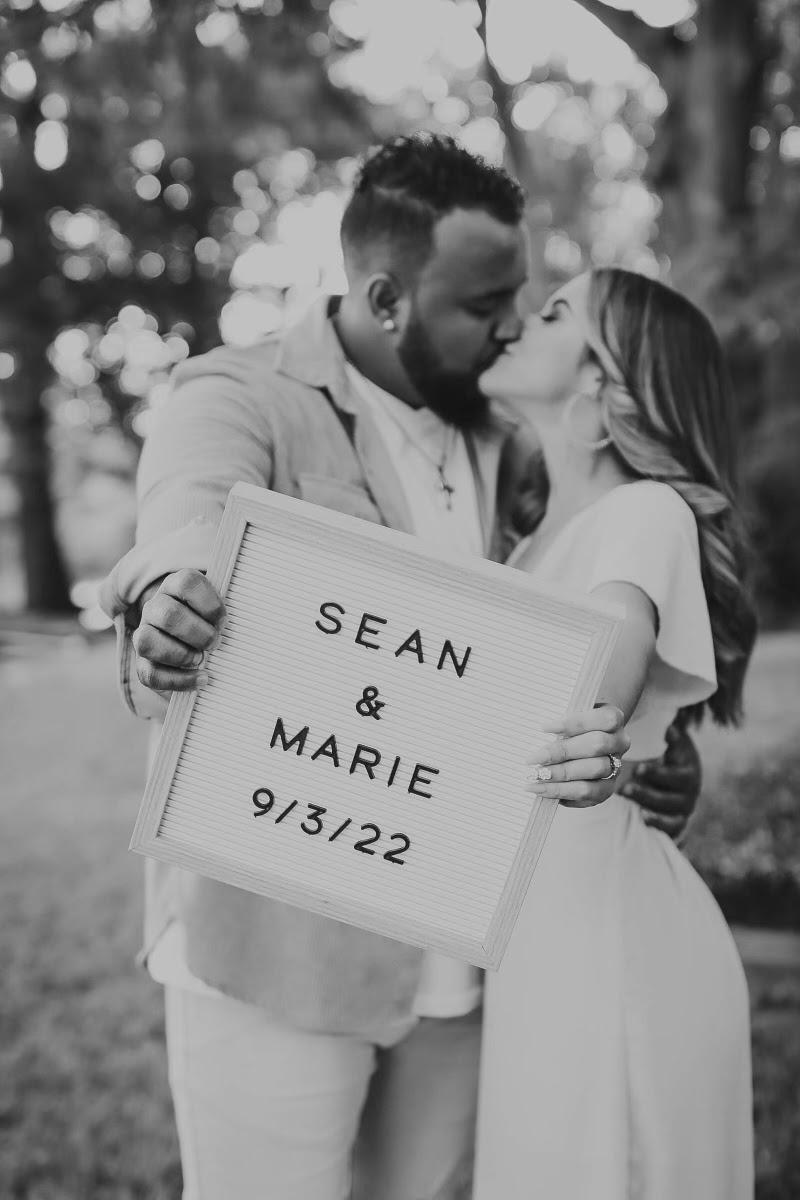 The Wedding Website of Marie Looney and Sean Menefee