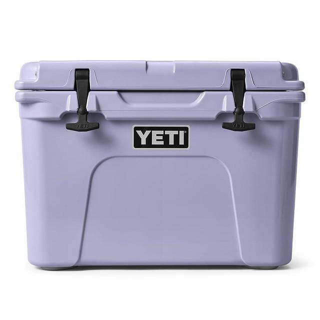 YETI Tundra 35 Cooler