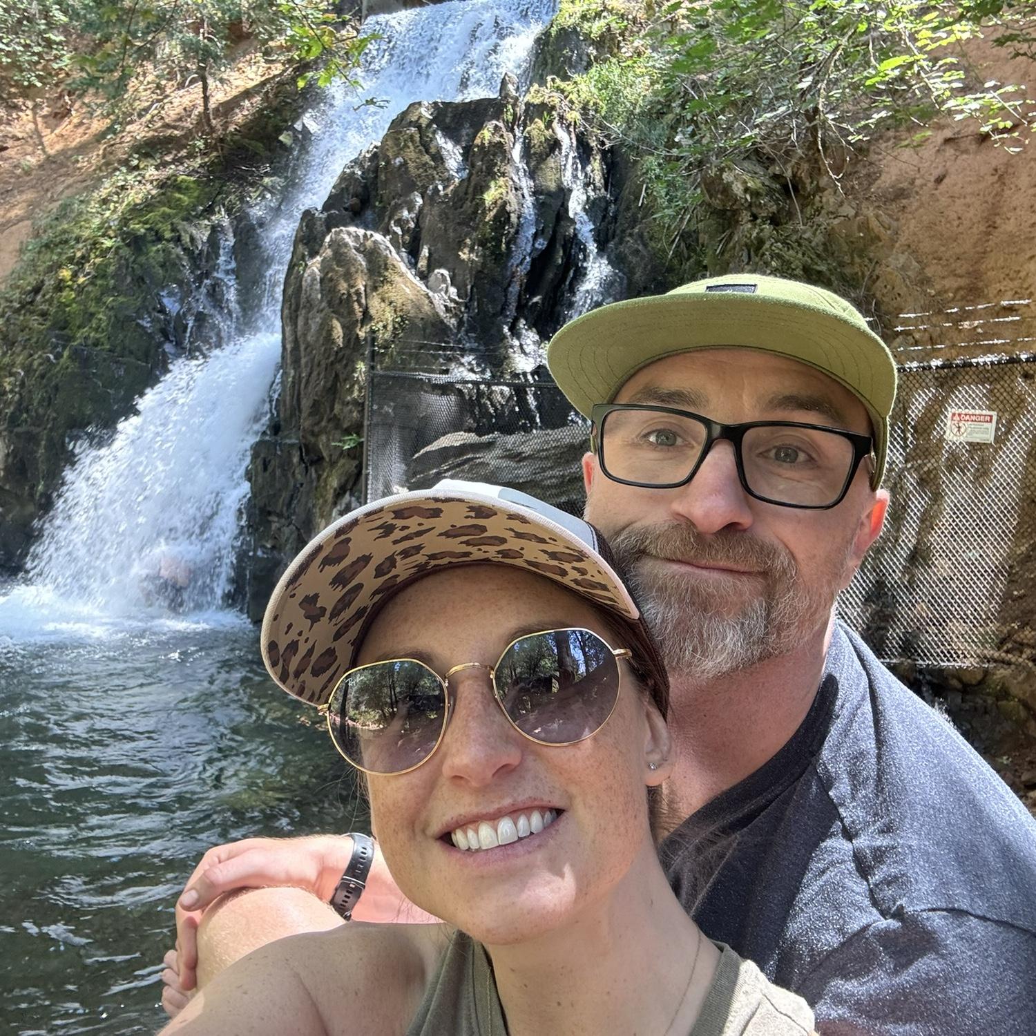Lake Jenkinson waterfall hike.