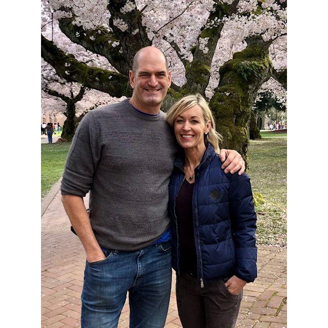 Visiting the University of Washington and family. (April 2021)