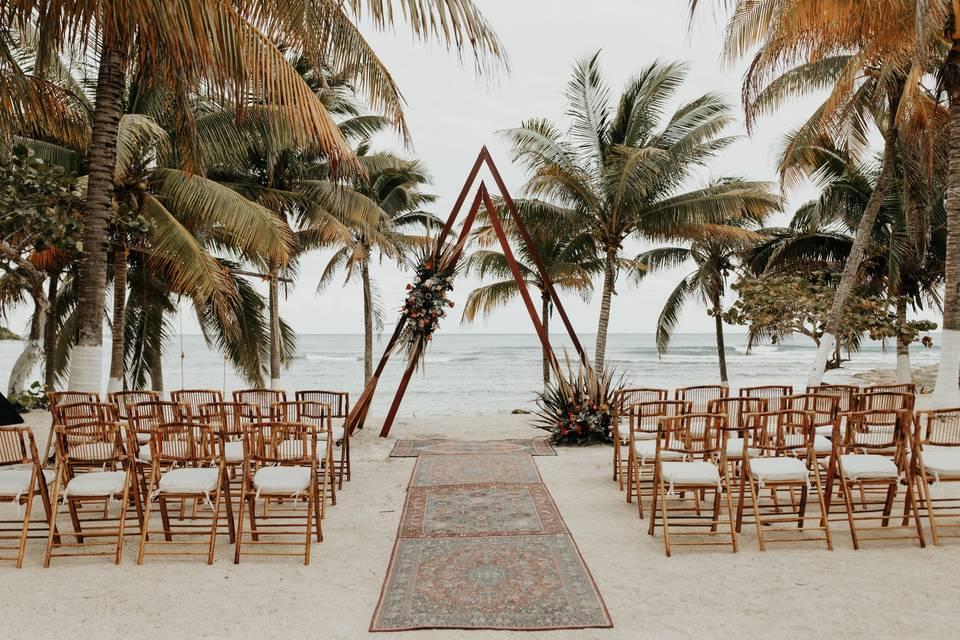 The Wedding Website of Jessica Cripps and Dylan Morin