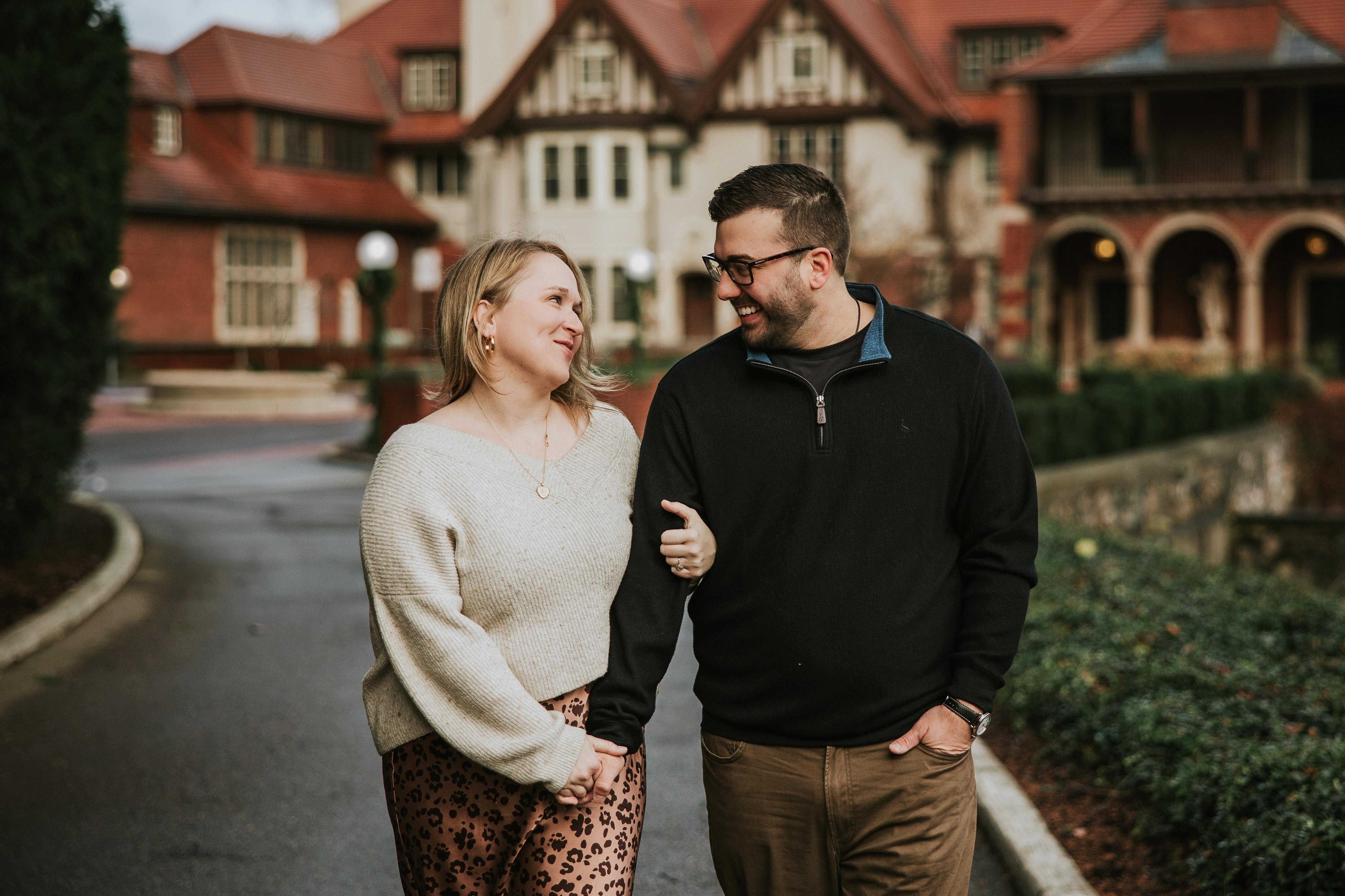 The Wedding Website of Ryan Vieth and Nicole Samuilow