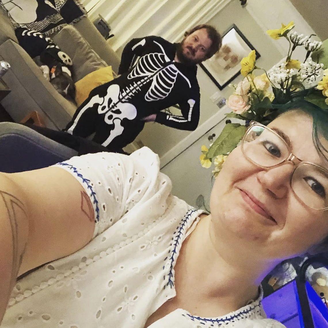 Halloween 2020: a skelly and a midsommar winner.