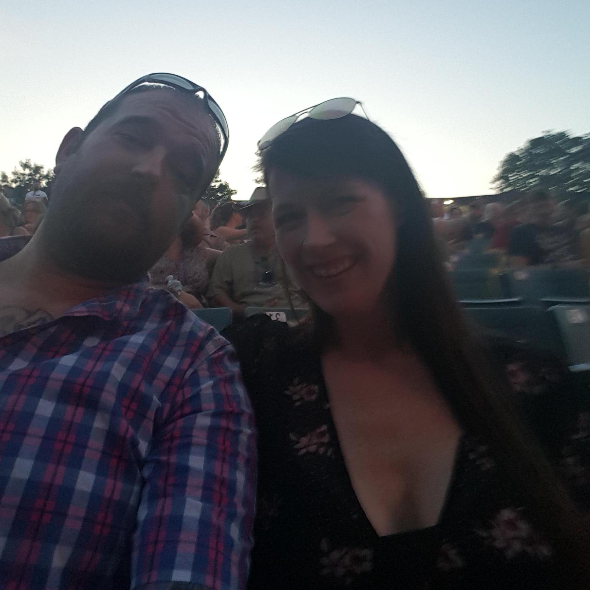 The day we admitted we aren't good at concerts... Thanks for letting us stay, Rob and Lisa! <3