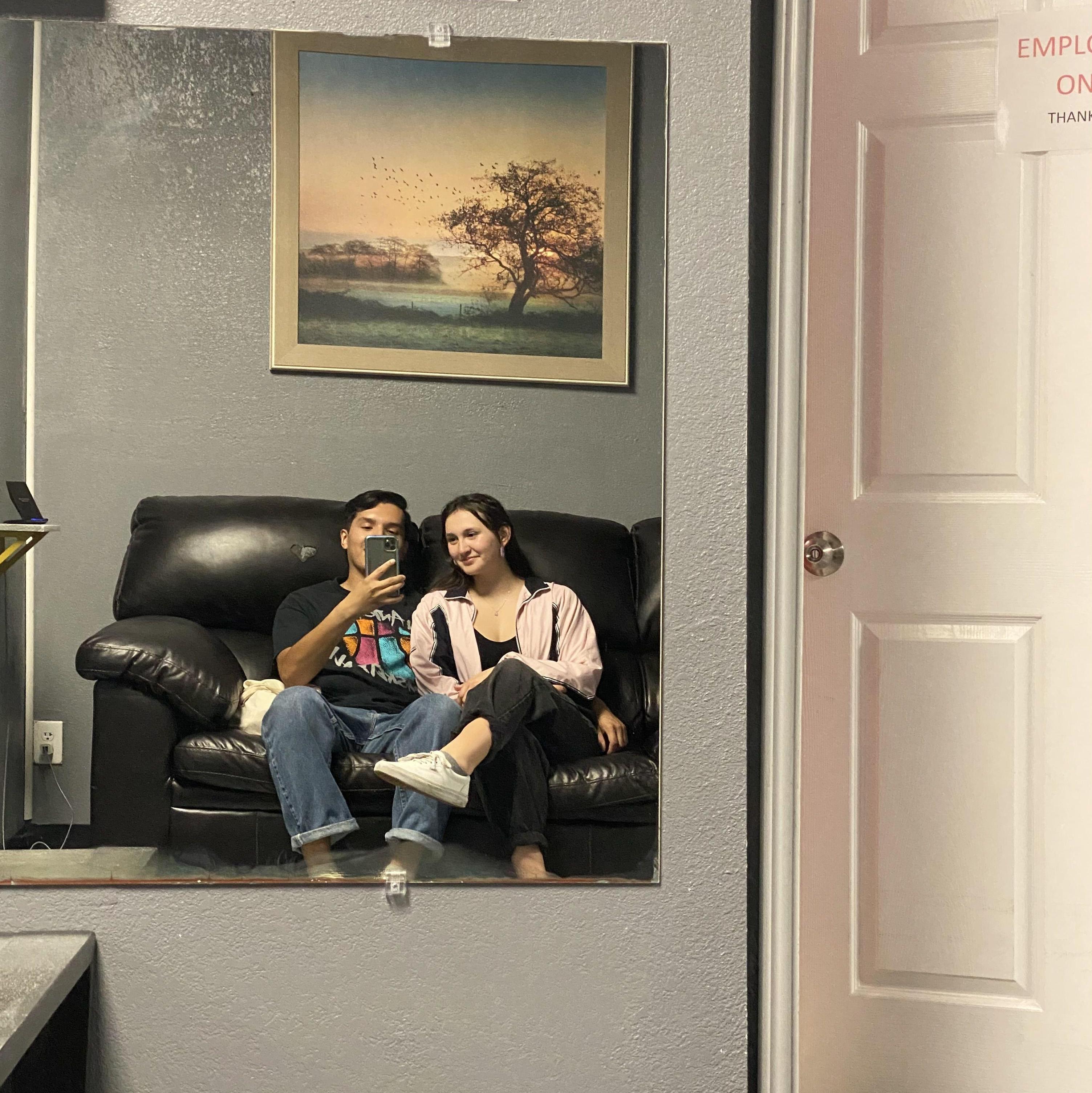 The day after we started dating (we got piercings!) / El día después de que empezamos a salir (¡nos hicimos piercings!)