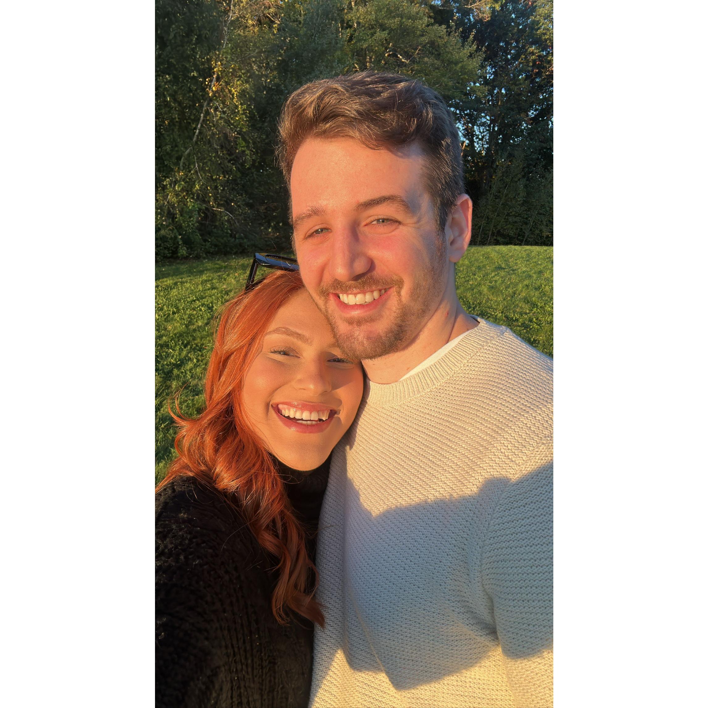 10.08.23 Jake and Thais went to a photo shooting session by their friends