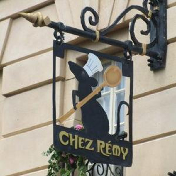 Honeymoon Dinner in Disneyland Paris
