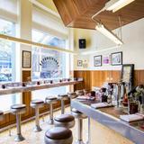 Dove's Luncheonette
