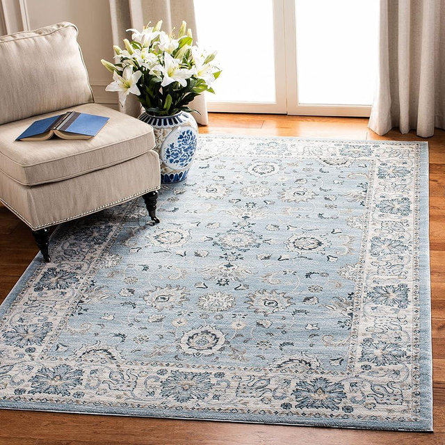 SAFAVIEH Isabella Collection Area Rug - 5'3" x 7'6", Light Blue & Cream, Oriental Design, Non-Shedding & Easy Care, Ideal for High Traffic Areas in Living Room, Bedroom (ISA940M)