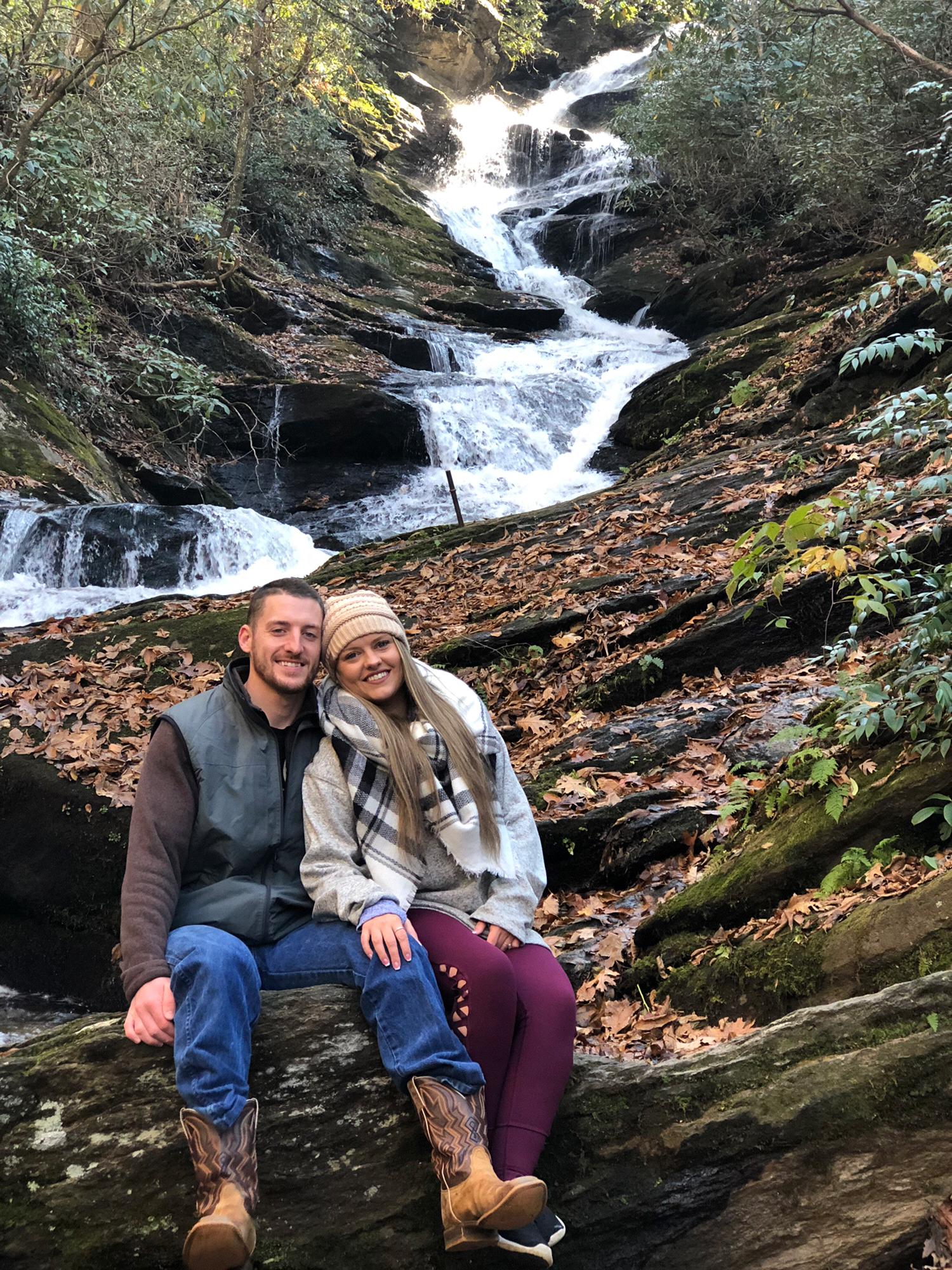 Waterfall hikes!!